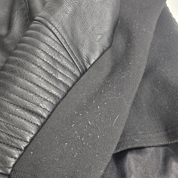 Torrid Faux Black Leather Moto Style Jacket Zip Up Size 4 - Picture 6 of 8